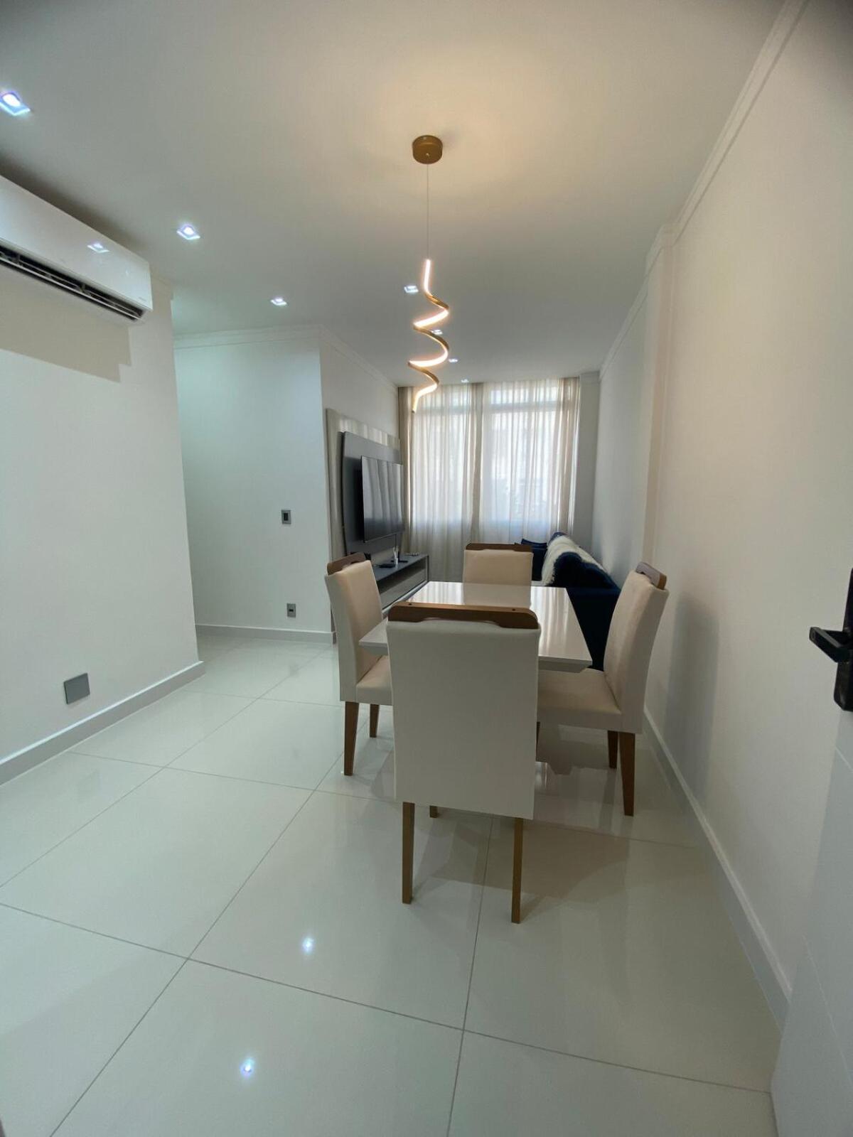 Lindo Climatizado Copacabana Apartamento
